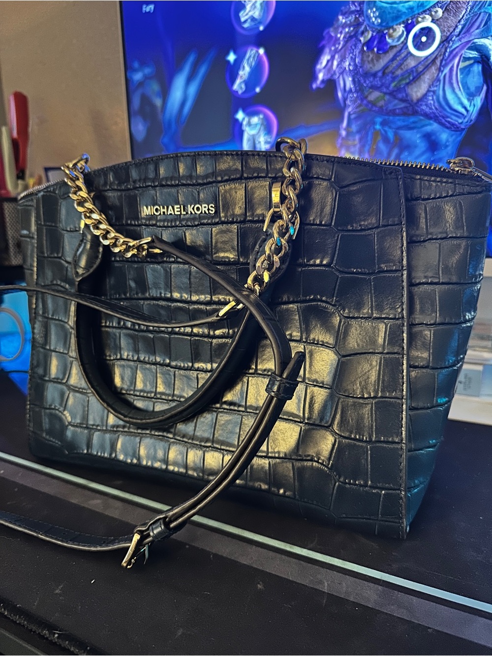 NWOT Michael Kors Croc Embossed Leather Bag Black Gold Chain Shoulder Crossbody - Picture 5 of 16